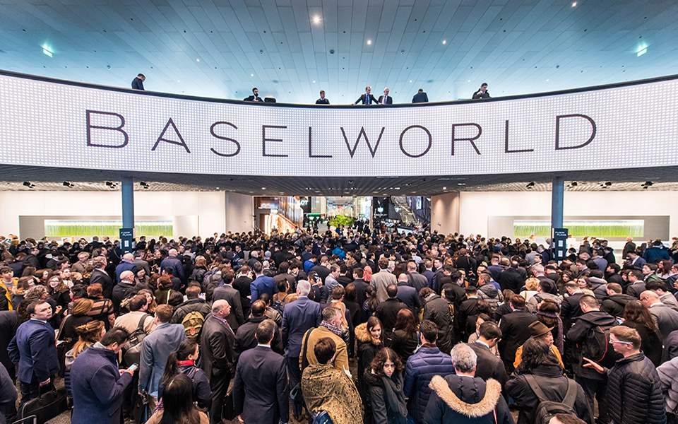 Αναβάλλεται και η Baselworld 2020 | hours