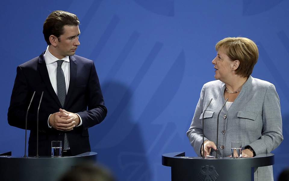 Εντείνει την πίεση η Αυστρία κατά του σχεδίου Μέρκελ - Μακρόν | Κόσμος